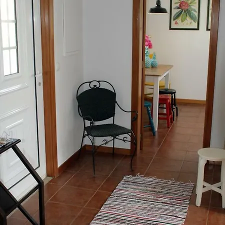 Casinha A Porta *