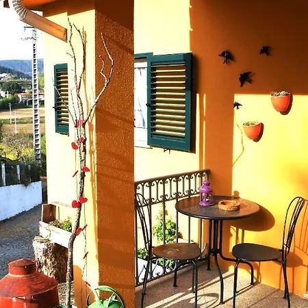 Casinha A Porta *